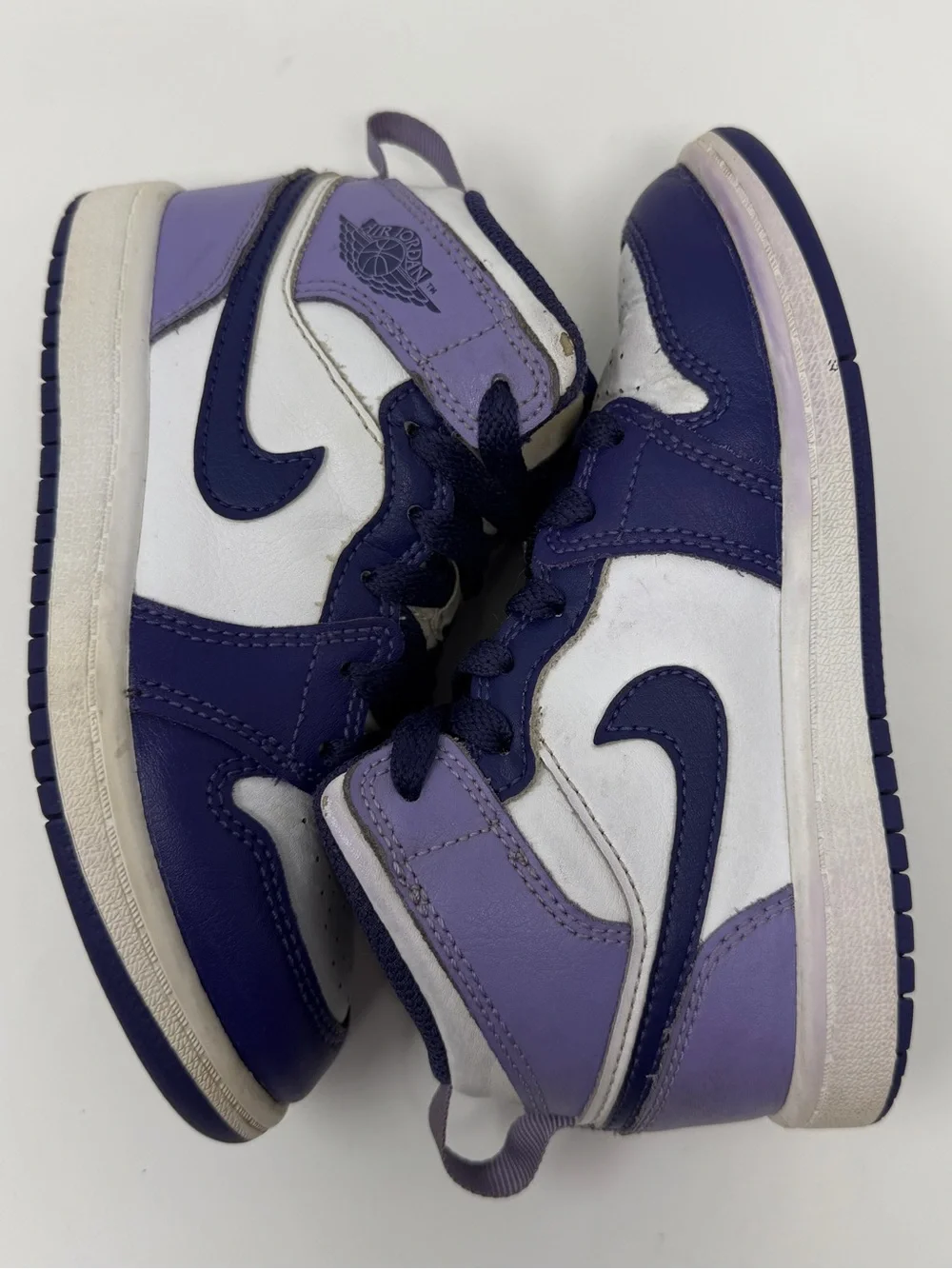 Nike Jordan 1 Kids' Purple and White High-Top Sneakers Sz.11c